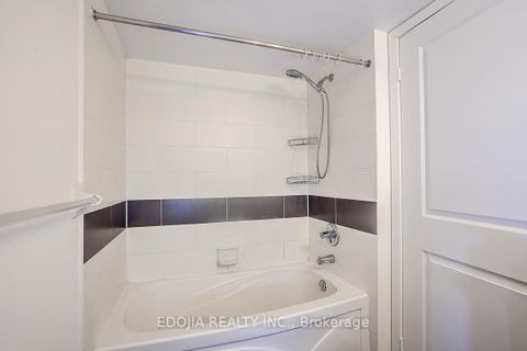Photo 23 at 1617 - 17 Anndale Drive, Willowdale East, Toronto
