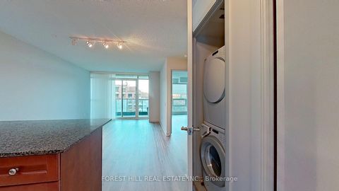 Photo 15 at 409 - 525 Wilson Avenue, Clanton Park, Toronto