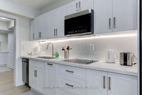 Photo 2 at 15 Ingersoll Lane, Jefferson, Richmond Hill Photo 2 at 15 Ingersoll Lane, Jefferson, Richmond Hill