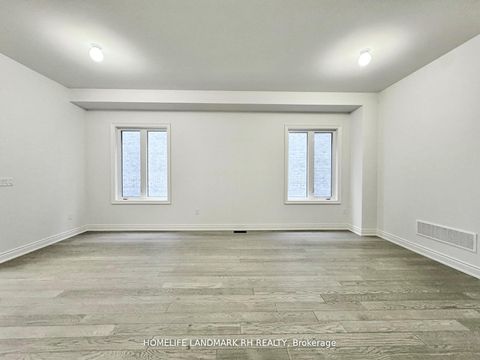 Photo 4 at 119 Prairie Rose Drive, Rural Richmond Hill, Richmond Hill