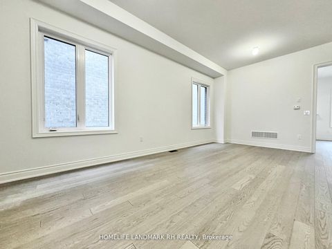 Photo 5 at 119 Prairie Rose Drive, Rural Richmond Hill, Richmond Hill