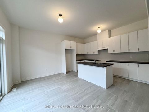 Photo 9 at 119 Prairie Rose Drive, Rural Richmond Hill, Richmond Hill