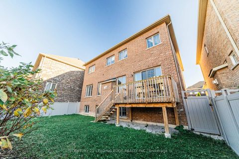 Photo 49 at 63 Ken Sinclair Crescent, Aurora Estates, Aurora