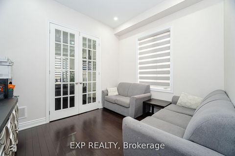 Photo 19 at 78 Gallant Place, Vellore Village, Vaughan