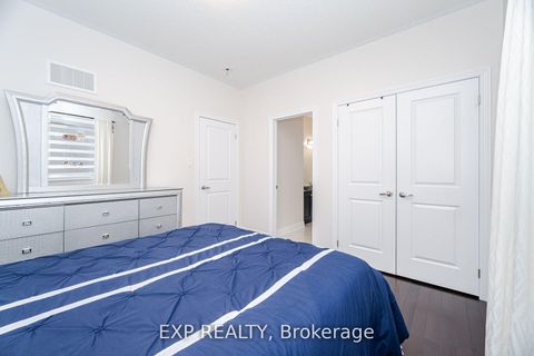 Photo 33 at 78 Gallant Place, Vellore Village, Vaughan