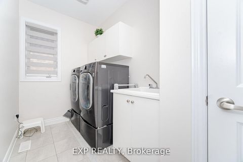 Photo 39 at 78 Gallant Place, Vellore Village, Vaughan