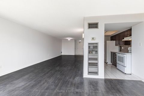 Photo 9 at 416 - 5 Rowntree Road, Jamestown, Toronto