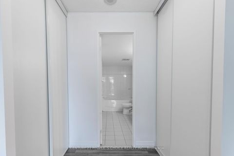 Photo 20 at 416 - 5 Rowntree Road, Jamestown, Toronto