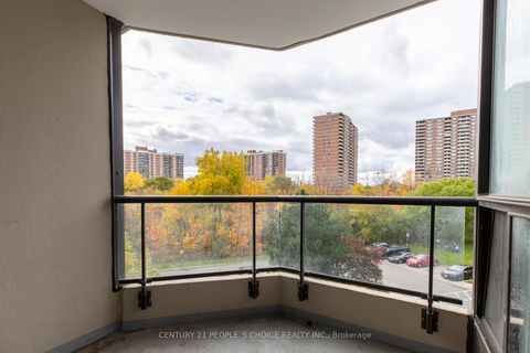 Photo 23 at 416 - 5 Rowntree Road, Jamestown, Toronto