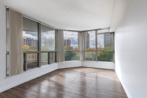 Photo 25 at 416 - 5 Rowntree Road, Jamestown, Toronto