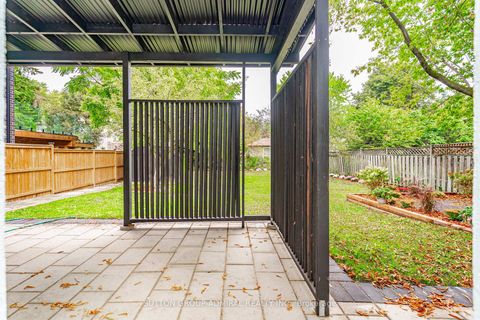 Photo 35 at 208 Homewood Avenue, Newtonbrook West, Toronto