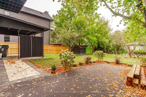 Photo 38 at 208 Homewood Avenue, Newtonbrook West, Toronto