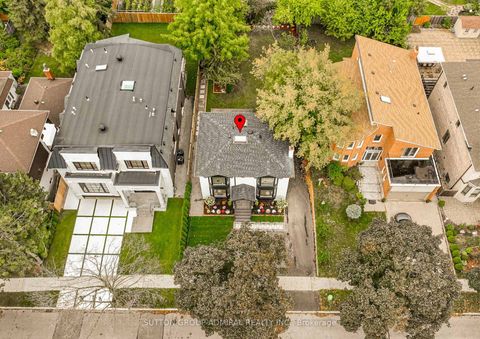 Photo 39 at 208 Homewood Avenue, Newtonbrook West, Toronto