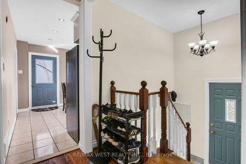 Photo 14 at 866 Scarborough Golf Clb Road, Woburn, Toronto