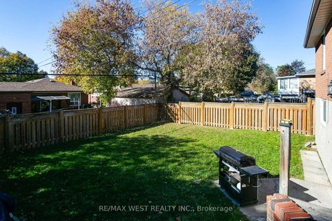 Photo 17 at 866 Scarborough Golf Clb Road, Woburn, Toronto
