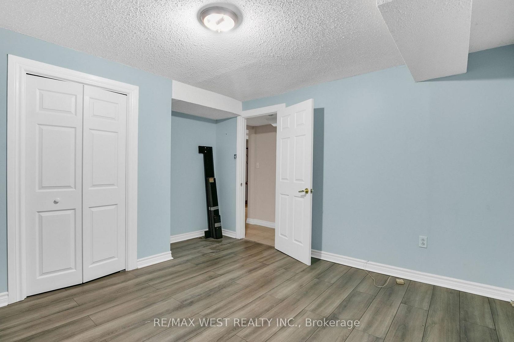 Photo 12 at 866 Scarborough Golf Clb Road, Woburn, Toronto Photo 12 at 866 Scarborough Golf Clb Road, Woburn, Toronto