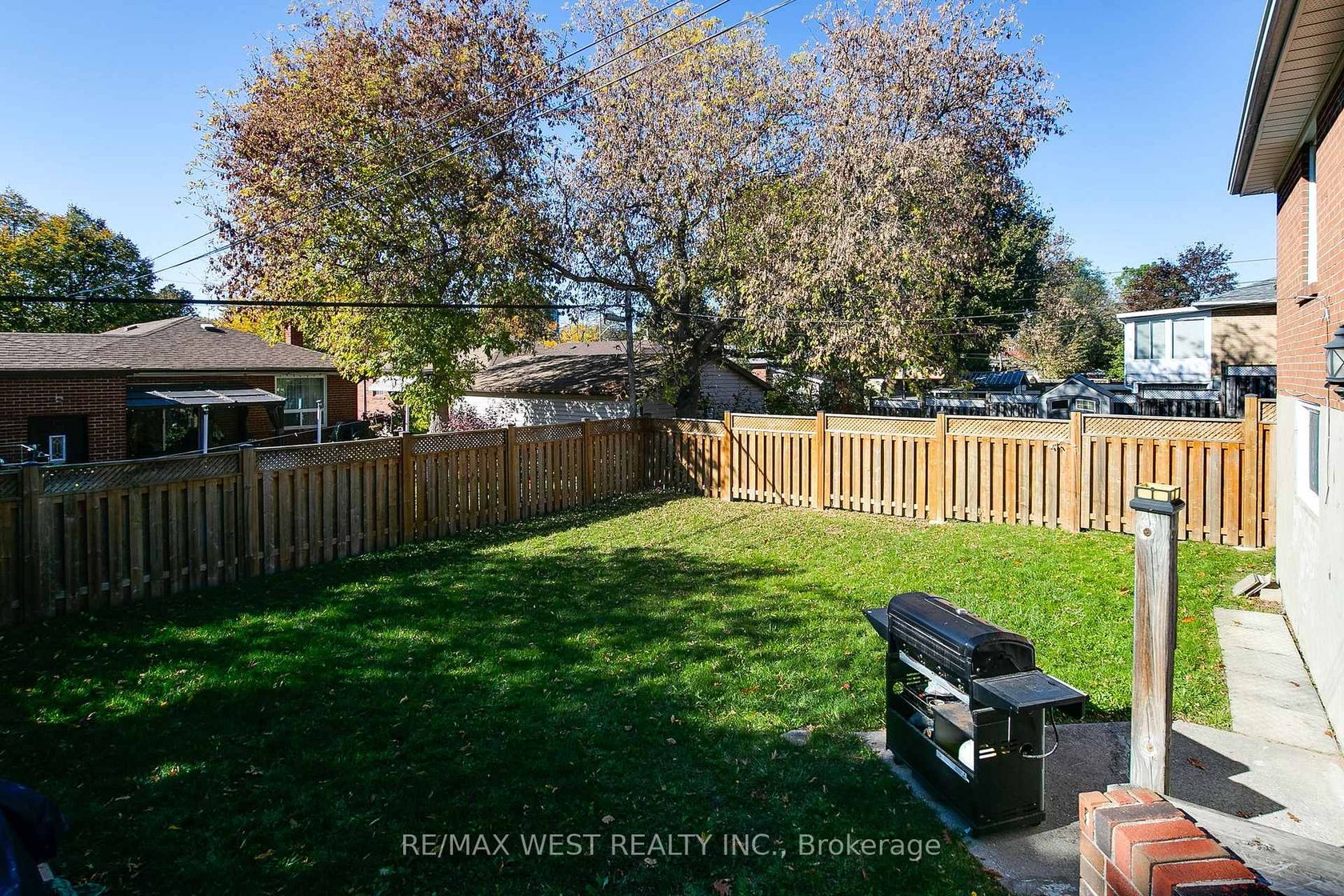 Photo 17 at 866 Scarborough Golf Clb Road, Woburn, Toronto Photo 17 at 866 Scarborough Golf Clb Road, Woburn, Toronto