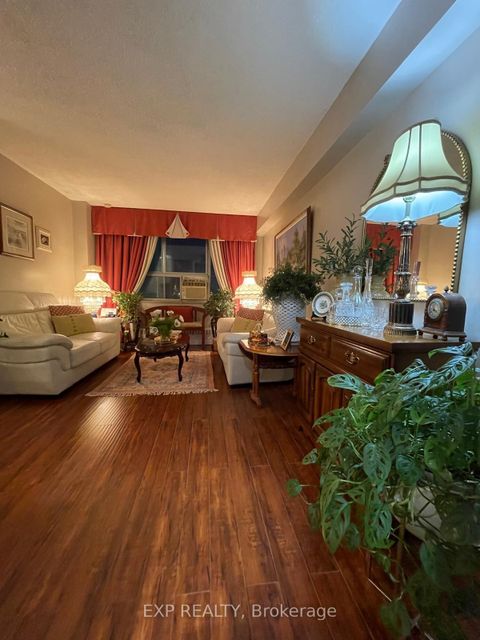 Photo 18 at 508 - 200 Lotherton Pathway, Glen Park, Toronto