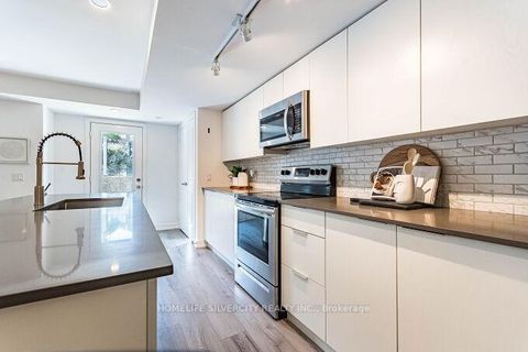 Photo 20 at 104 - 3058 Sixth Line, GO Glenorchy, Oakville