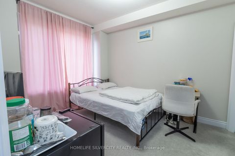 Photo 7 at 403 Tennant Circle, Vellore Village, Vaughan