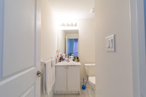 Photo 10 at 403 Tennant Circle, Vellore Village, Vaughan