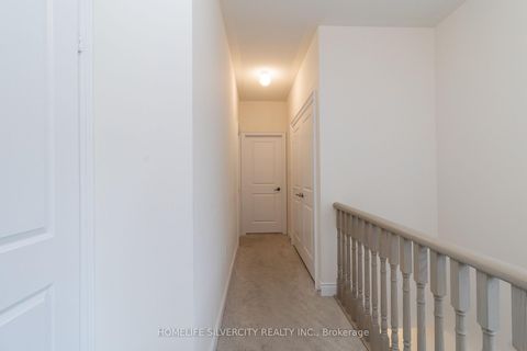 Photo 19 at 403 Tennant Circle, Vellore Village, Vaughan