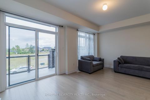 Photo 26 at 403 Tennant Circle, Vellore Village, Vaughan