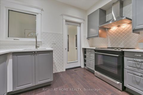 Photo 14 at 28 Baltic Avenue, Danforth, Toronto Photo 14 at 28 Baltic Avenue, Danforth, Toronto