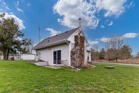 Photo 2 at 130 West Beach Road, Bowmanville, Clarington