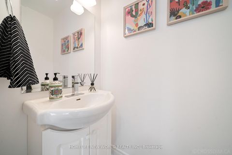 Photo 6 at 20 Calora Court, L'Amoreaux, Toronto Photo 6 at 20 Calora Court, L'Amoreaux, Toronto