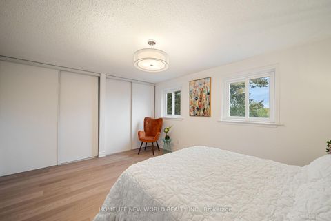 Photo 17 at 20 Calora Court, L'Amoreaux, Toronto Photo 17 at 20 Calora Court, L'Amoreaux, Toronto