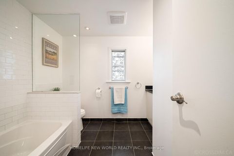 Photo 20 at 20 Calora Court, L'Amoreaux, Toronto