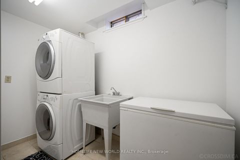 Photo 28 at 20 Calora Court, L'Amoreaux, Toronto