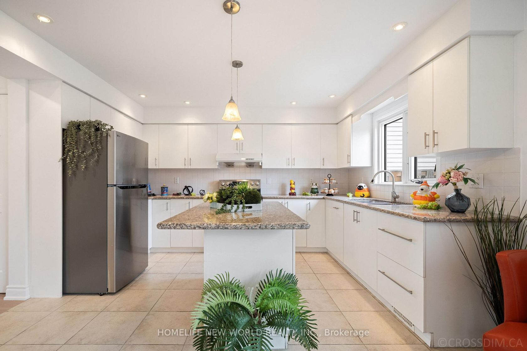 Photo 10 at 20 Calora Court, L'Amoreaux, Toronto Photo 10 at 20 Calora Court, L'Amoreaux, Toronto