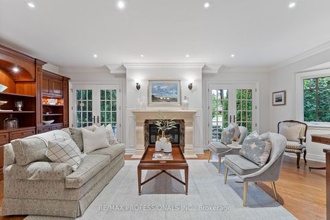 Photo 3 at 2 Canterbury Road, Humber Valley, Toronto