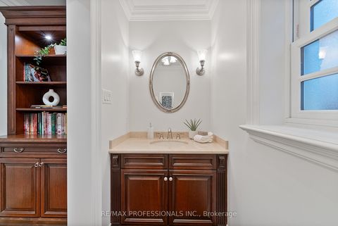 Photo 18 at 2 Canterbury Road, Humber Valley, Toronto