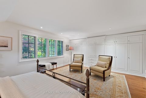 Photo 21 at 2 Canterbury Road, Humber Valley, Toronto