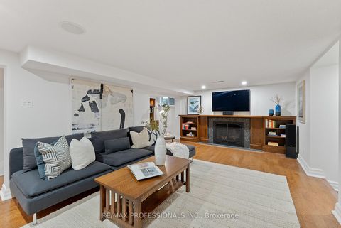 Photo 33 at 2 Canterbury Road, Humber Valley, Toronto