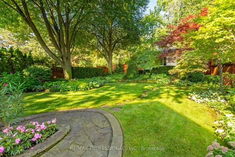 Photo 41 at 2 Canterbury Road, Humber Valley, Toronto