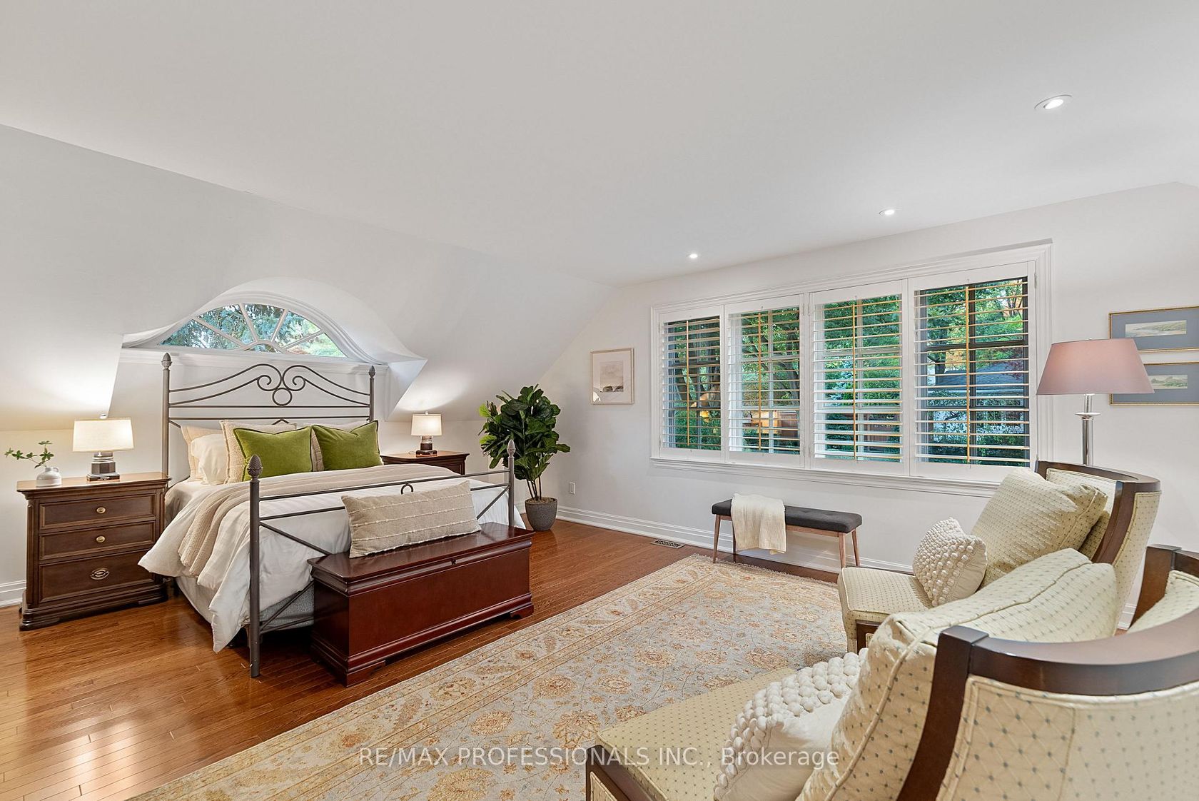 Photo 19 at 2 Canterbury Road, Humber Valley, Toronto Photo 19 at 2 Canterbury Road, Humber Valley, Toronto