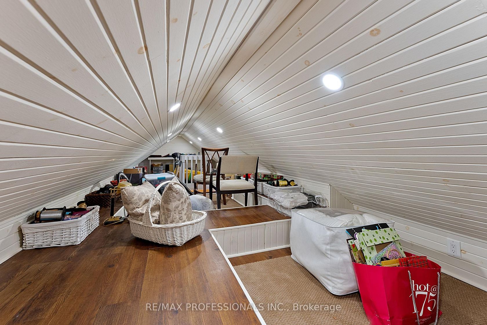 Photo 30 at 2 Canterbury Road, Humber Valley, Toronto Photo 30 at 2 Canterbury Road, Humber Valley, Toronto