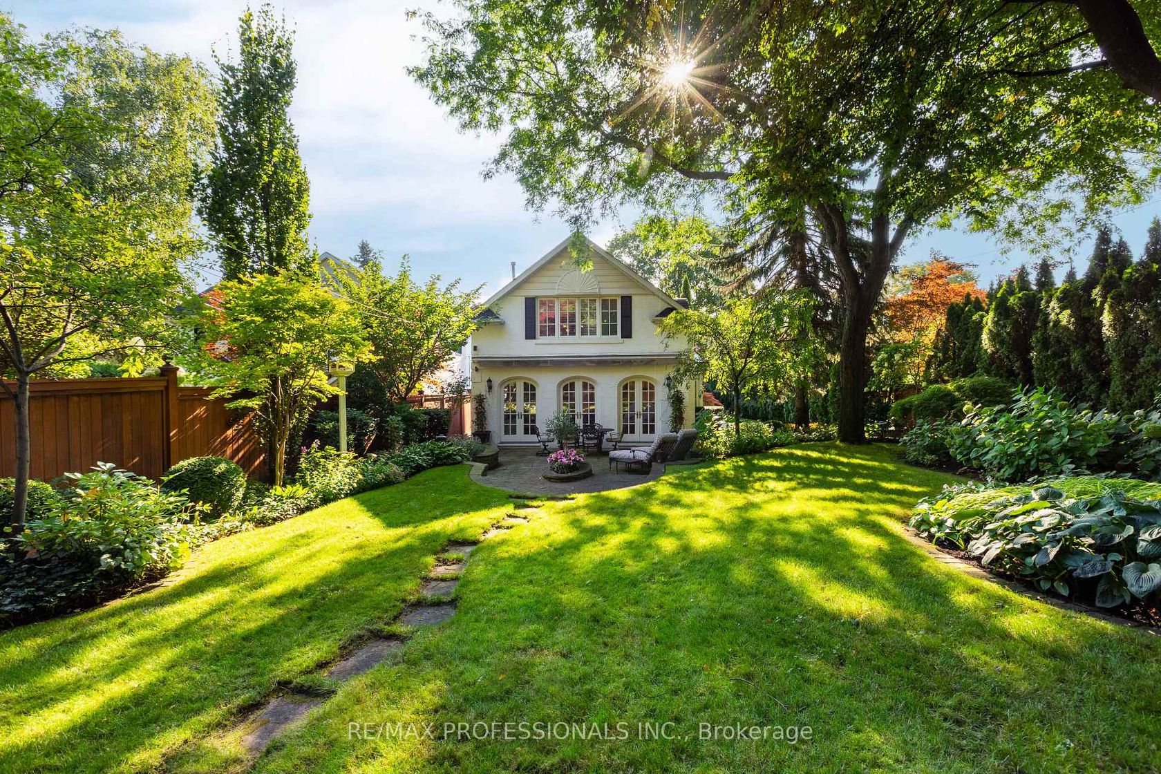 Photo 42 at 2 Canterbury Road, Humber Valley, Toronto Photo 42 at 2 Canterbury Road, Humber Valley, Toronto