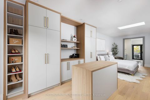 Photo 18 at 269 Euclid Avenue, Bellwoods, Toronto