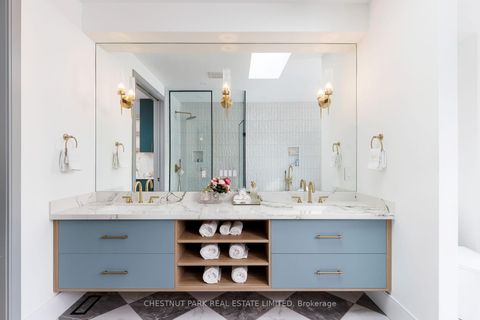 Photo 23 at 269 Euclid Avenue, Bellwoods, Toronto