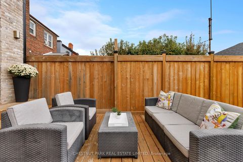 Photo 39 at 269 Euclid Avenue, Bellwoods, Toronto