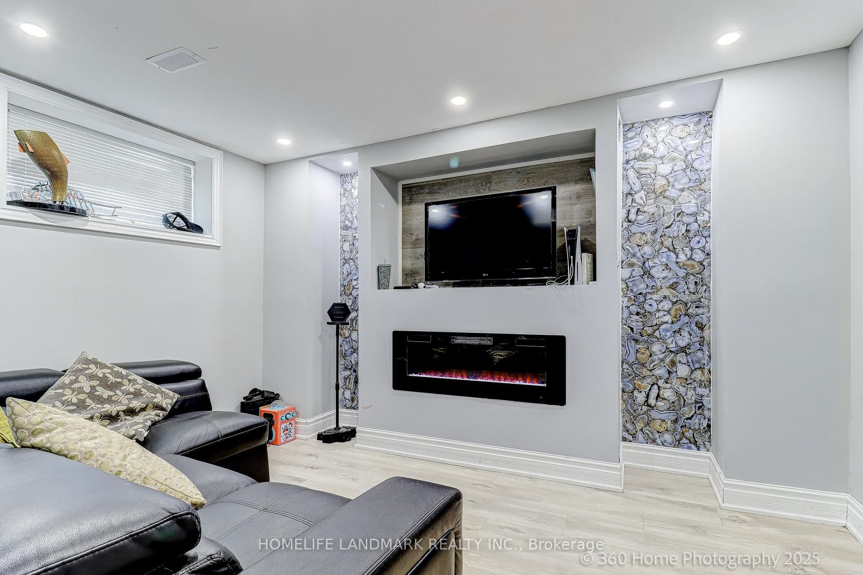 Photo 13 at 3 - 361 Birchmount Road, Cliffside, Toronto Photo 13 at 3 - 361 Birchmount Road, Cliffside, Toronto