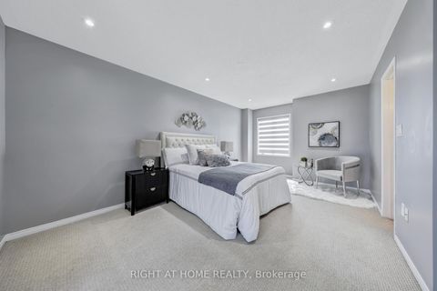 Photo 15 at 332 Rosegate Way N, WC Wedgewood Creek, Oakville