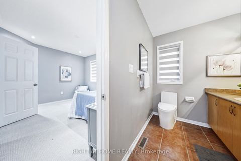 Photo 26 at 332 Rosegate Way N, WC Wedgewood Creek, Oakville