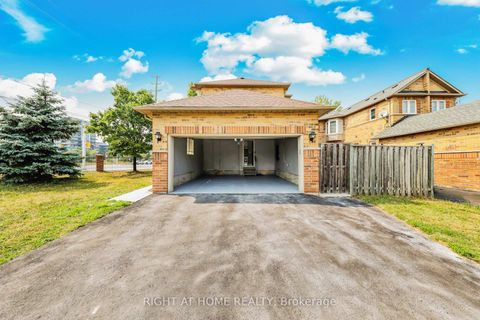 Photo 30 at 332 Rosegate Way N, WC Wedgewood Creek, Oakville