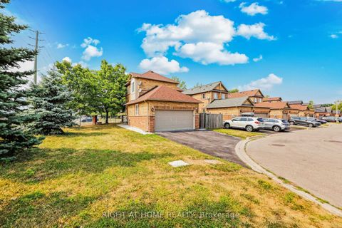 Photo 31 at 332 Rosegate Way N, WC Wedgewood Creek, Oakville